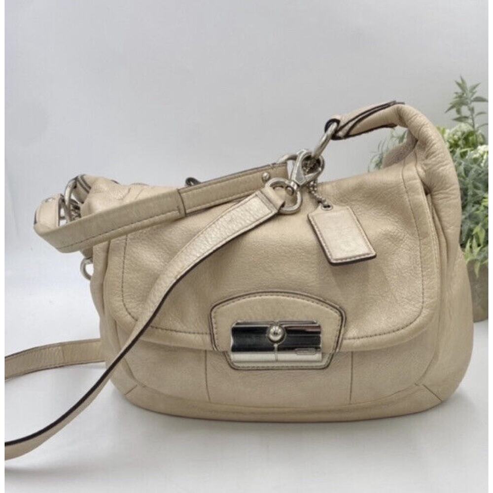 Coach 19303 Champagne Leather Hobo Style top Handle Shoulder Strap BAG‎